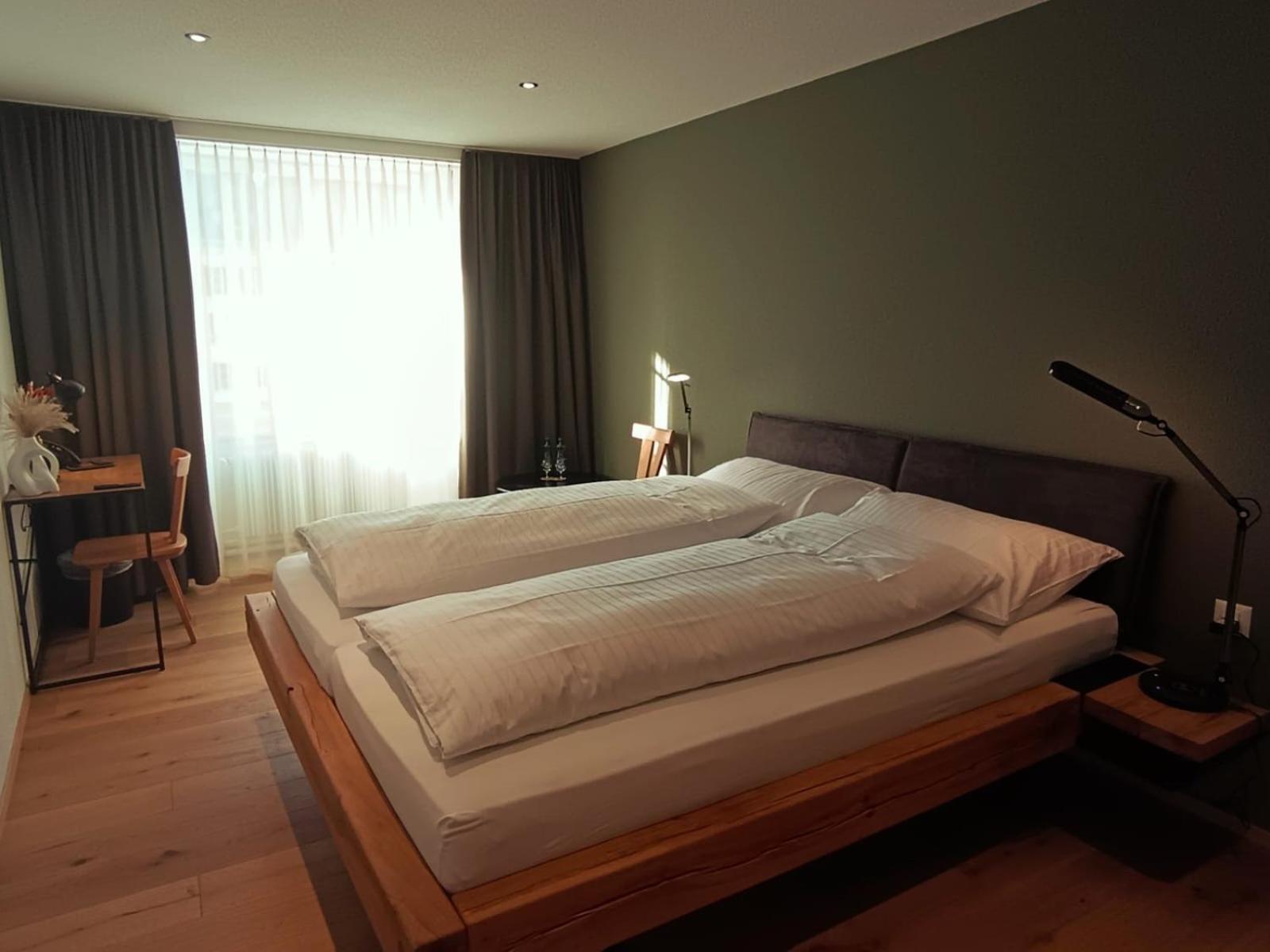 Hotel Restaurant Krone Aarberg Екстер'єр фото
