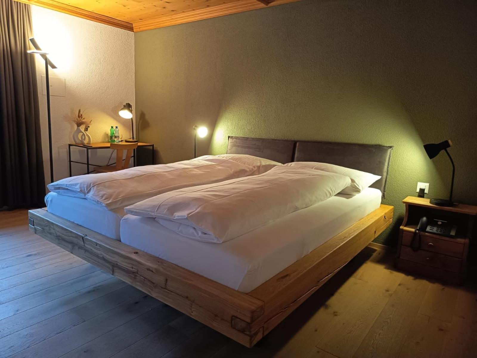 Hotel Restaurant Krone Aarberg Екстер'єр фото
